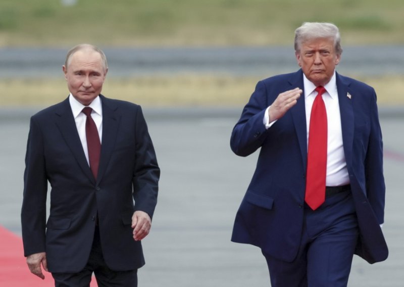 Trump: Neću gubiti vrijeme s Putinom ako nema dogovora o Ukrajini