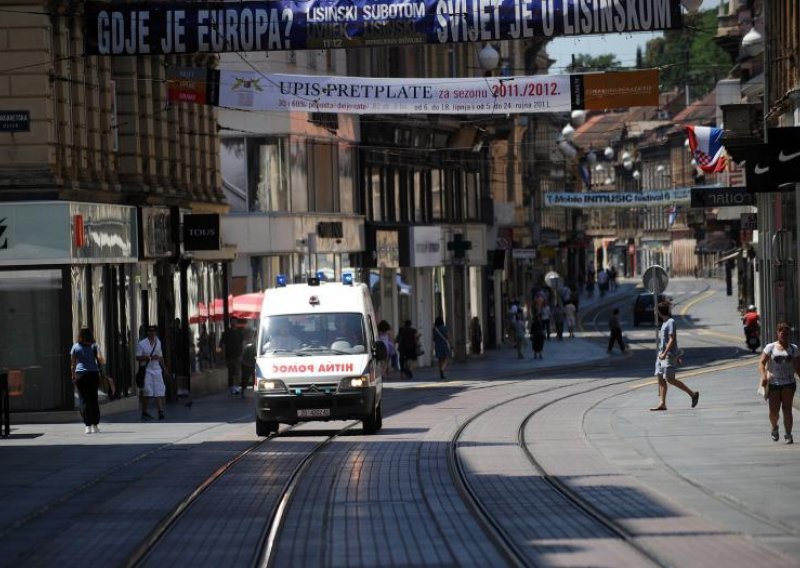 Čuvajte se vrućine i ne izlazite van, sutra još toplije