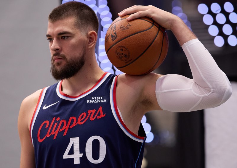 Zubac odigrao sjajnu utakmicu, ali njegovi Clippersi već nakon 12 minuta gubili 24 razlike