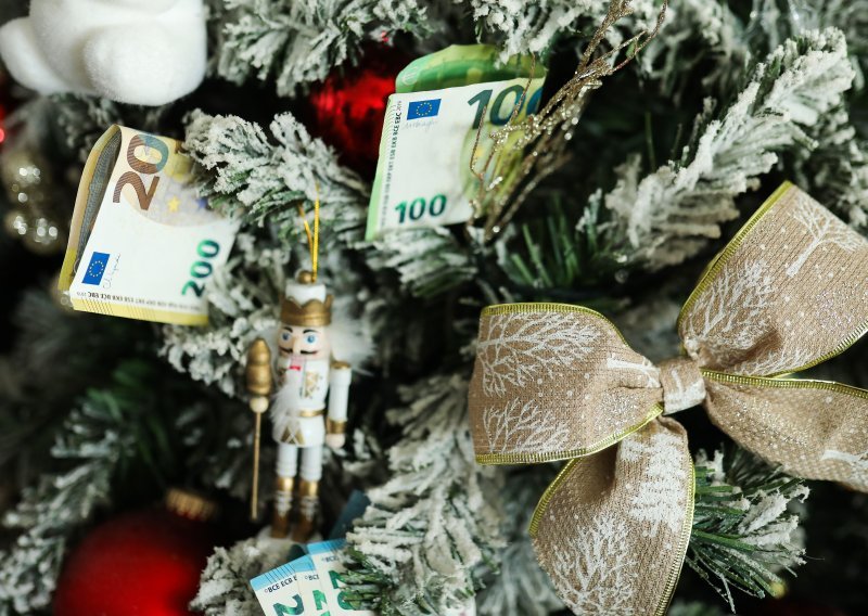Kolike su božićnice u velikim privatnim tvrtkama: Jedna se pošteno isprsila