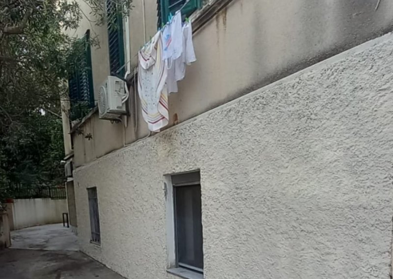 Uklonjen prijeteći grafit Jurici Pavičiću. Dokle je došla policijska istraga?