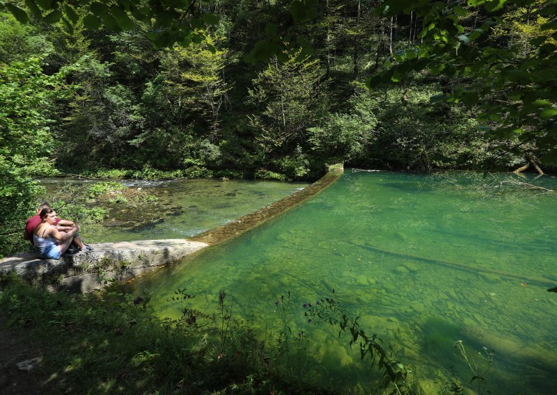 Savršeno mjesto za jesenski izlet: Ovaj bajkoviti kanjon u Gorskom kotaru oduzima dah