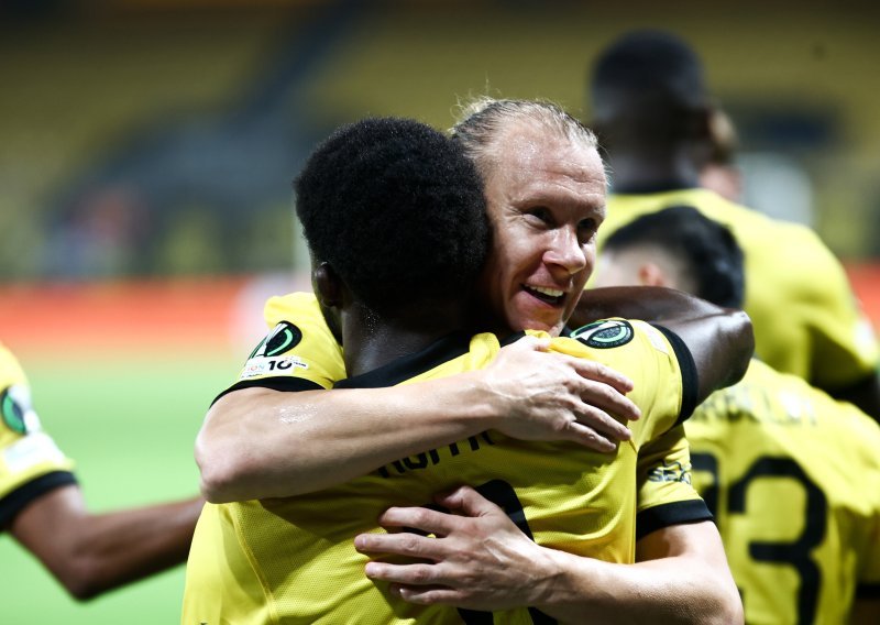 AEK pregazio Škote, posebno zapaženi bivši dinamovci