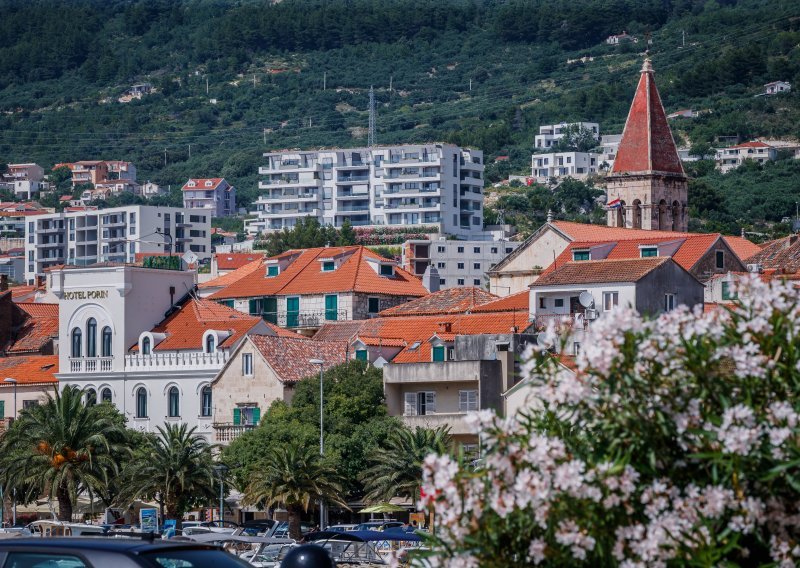 Iznajmljivači u gradu na obali u problemu, gradonačelnik im digao paušal i do 200 posto