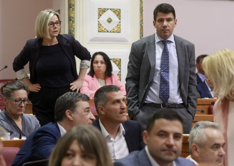 'Zakačili' se Benčić i Grmoja, Zekanović im poručio: 'Tko se tuče, taj se voli!'