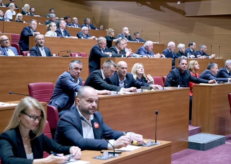 Oporba kritizira 800 eura minimalca: 'Radnici nam otišli u inozemstvo'
