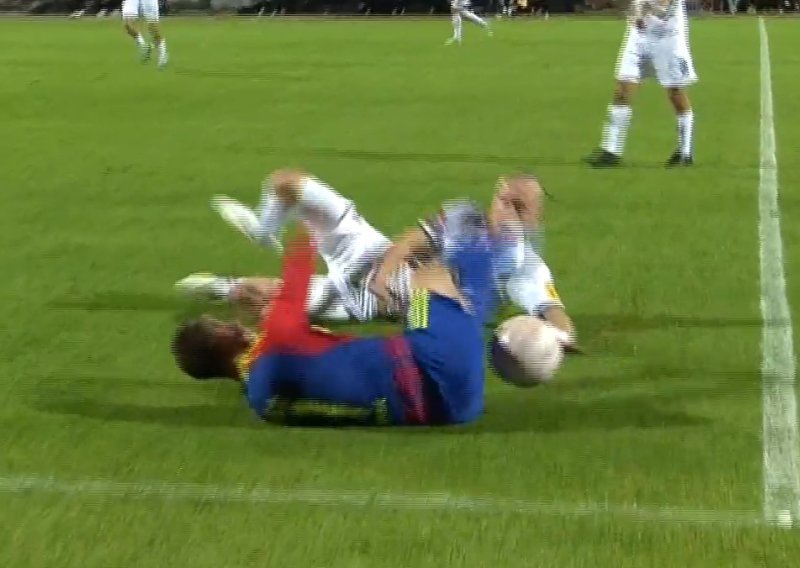 Pogledajte start igrača Gorice na Pukštasu, komentator: Čisti žuti karton!