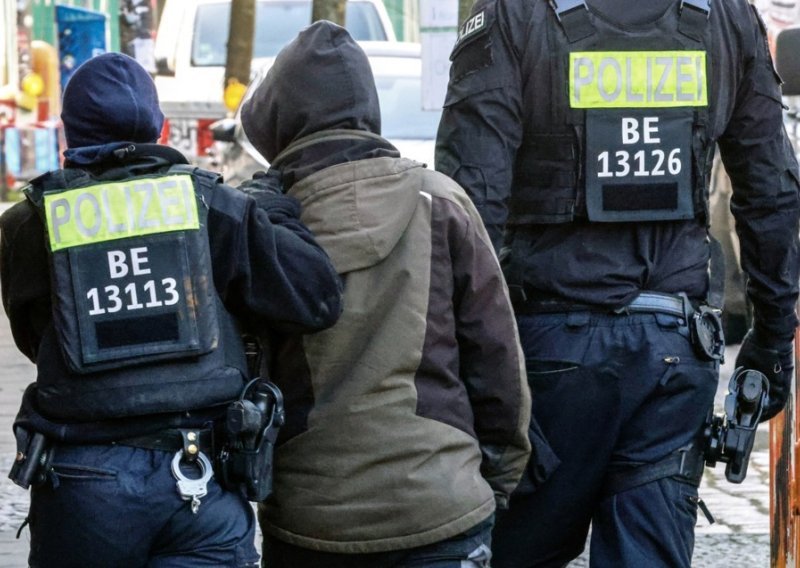 Njemačka policija razbila bandu koja je prodavala krivotvorine Picassa i Rembrandta