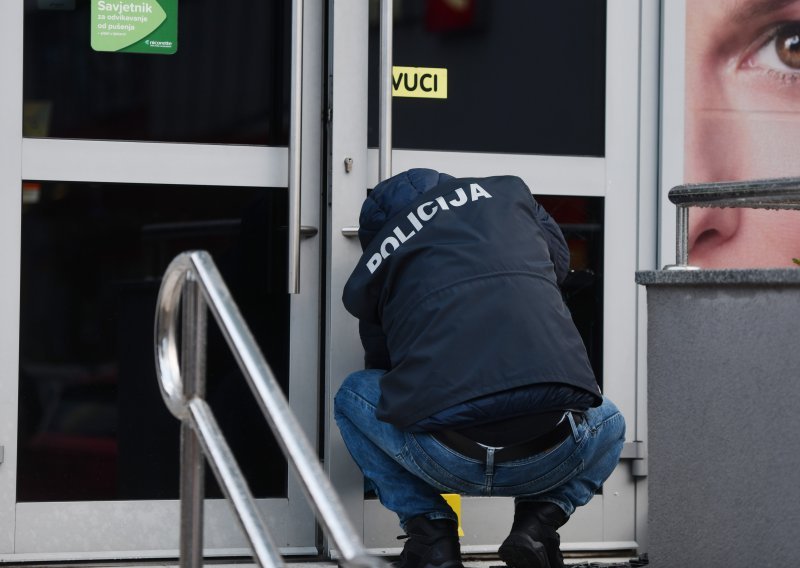 Usred bijela dana opljačkana ljekarna u Novom Zagrebu: Naoružani napadač upao i prijetio oružjem
