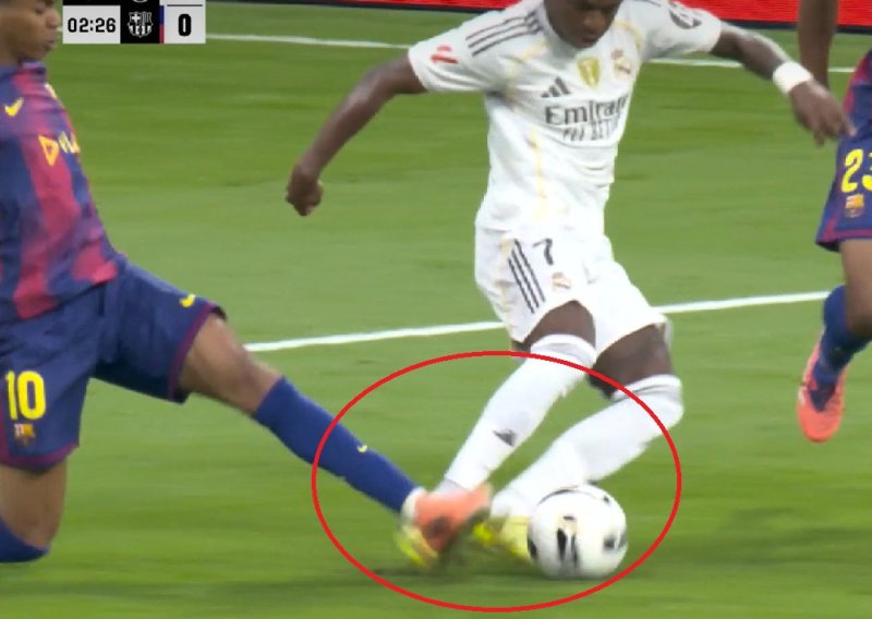 Realu je dosuđen penal, ali reagirali su iz VAR sobe; pogledajte zašto
