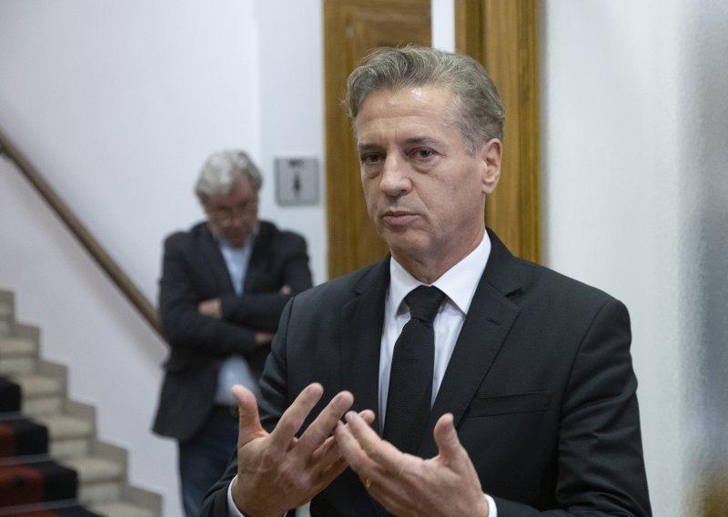 Slovenski premijer nakon ubojstva u Novom Mestu: Bez radikalnih mjera neće ići
