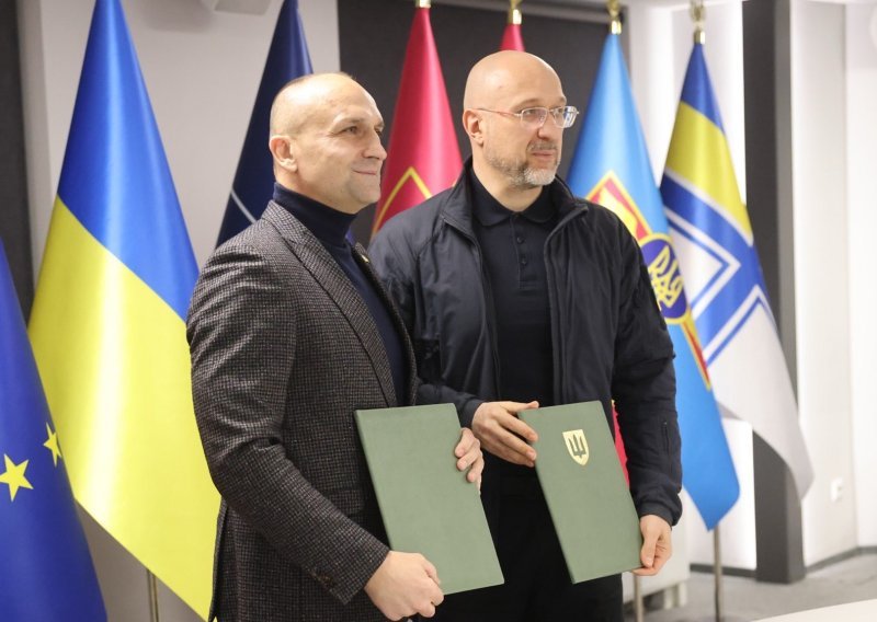 Potpisan dokument: Ukrajina i Hrvatska će zajedno proizvoditi naoružanje?