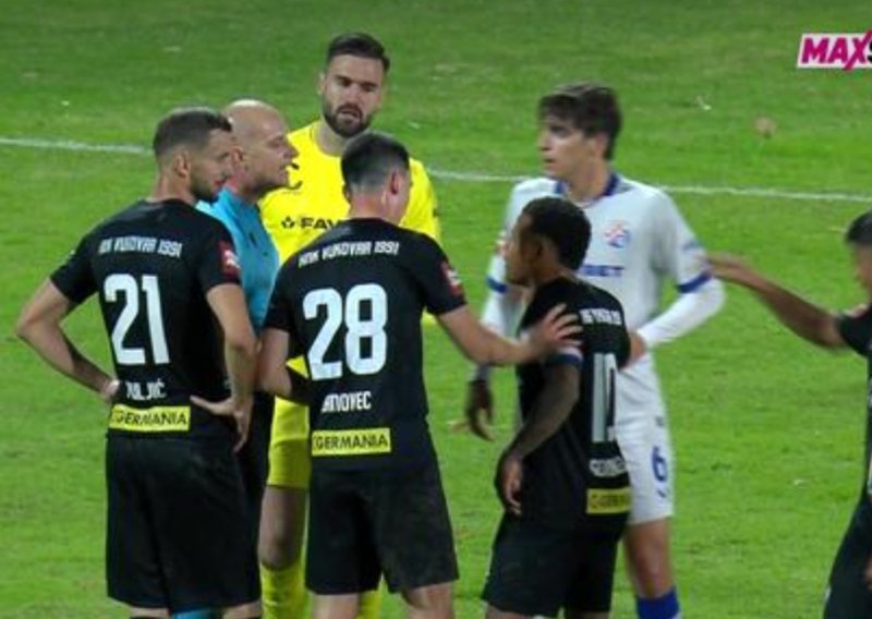 Poslušajte kako se stadion u Vinkovcima ori od zvižduka Belu zbog poništenog gola Vukovaru