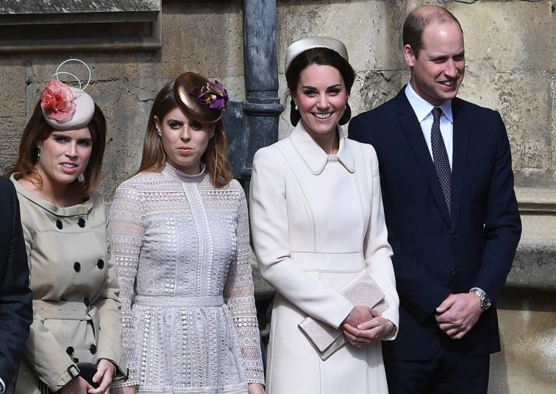 Princ Andrew izgubio je svoje titule: Koja je budućnost njegovih kćeri?