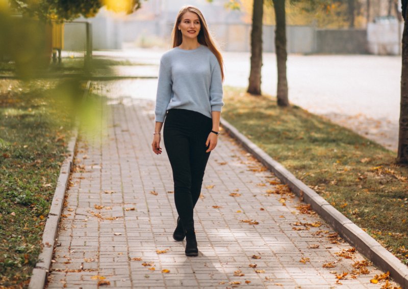 Nije stvar u 10.000 koraka: Trenerica otkriva što hodanje čini učinkovitijim za mršavljenje