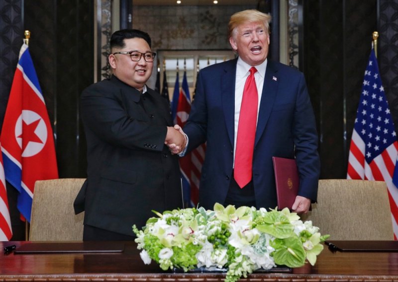 Trump opet 'žica' sastanak s Kimom: Volio bih ga vidjeti ako želi