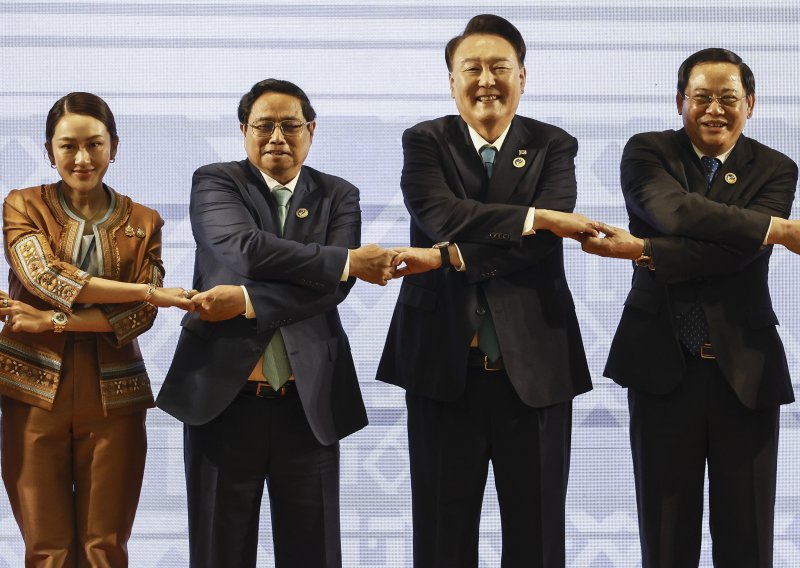 AI kao novi Berlinski zid: Kako je posljednja oaza komunizma bez McDonald'sa postala centar svijeta