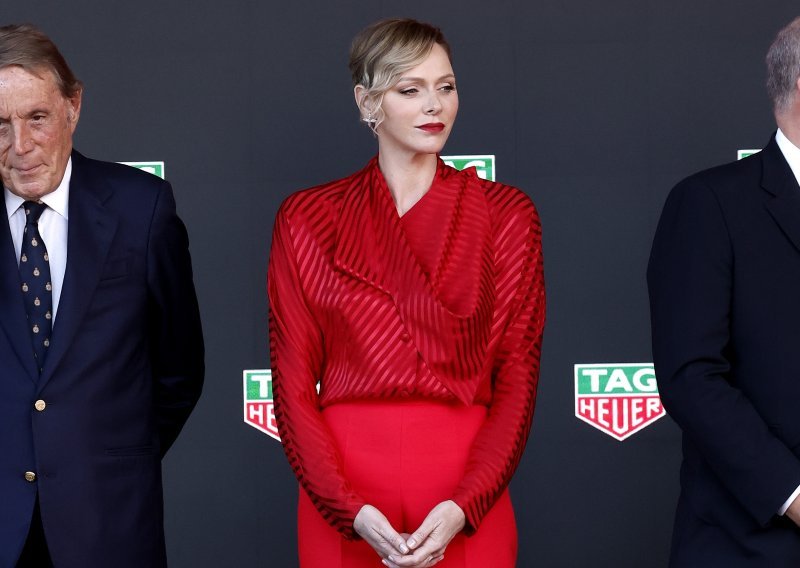 Ugledala se na slavnu svekrvu: Princeza Charlene oduševila jednostavnim stajlingom