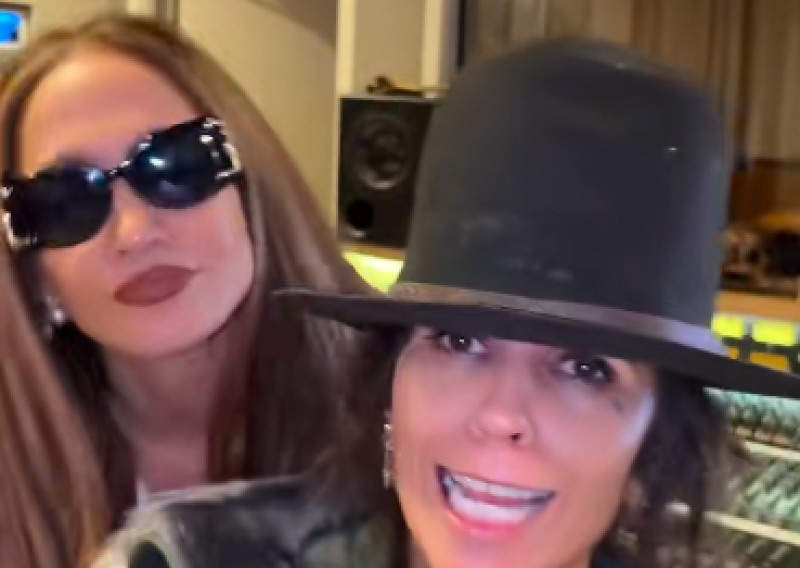 Kultni hit iz 1993. odjednom je viralan: Svi ga pjevuše, a evo zašto