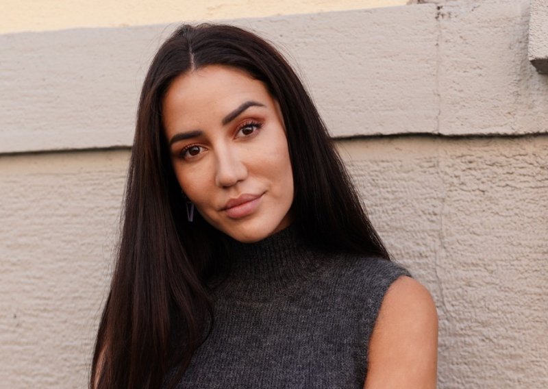 Ove udobne haljine iz H&M-a kao stvorene su za nošenje s visokim čizmama