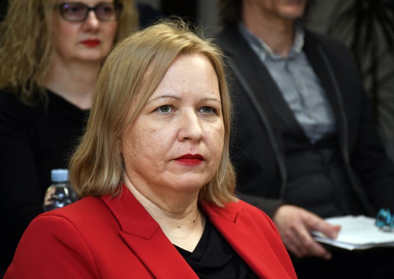 Sisački gradonačelnik pozvao institucije da pročešljaju 12 godina mandata Ikić Baniček