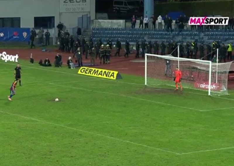 Neočekivana drama u Vinkovcima; pogledajte cijelo raspucavanje Hajduka i Cibalije