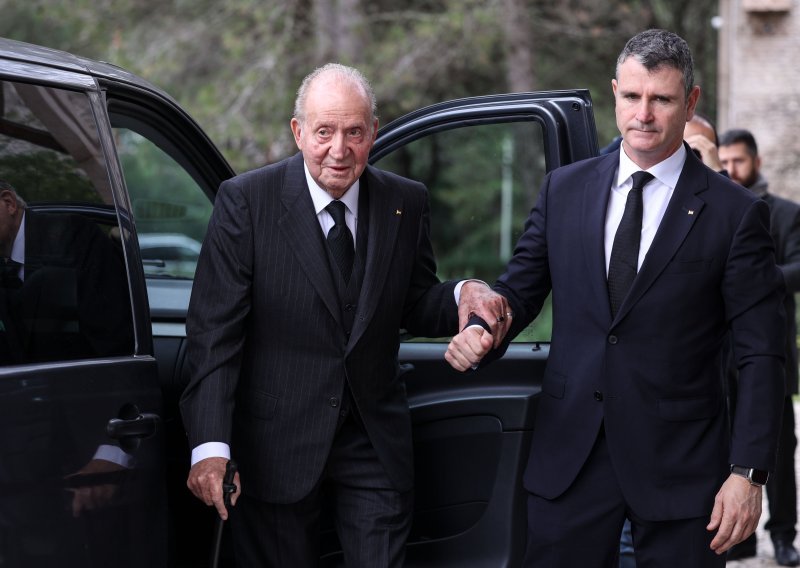 Bivši španjolski kralj posipa se pepelom: Evo što je rekao o uzimanju 100 milijuna dolara