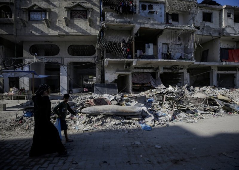 Unatoč dogovoru o prekidu vatre, Izrael ponovno gađao Pojas Gaze