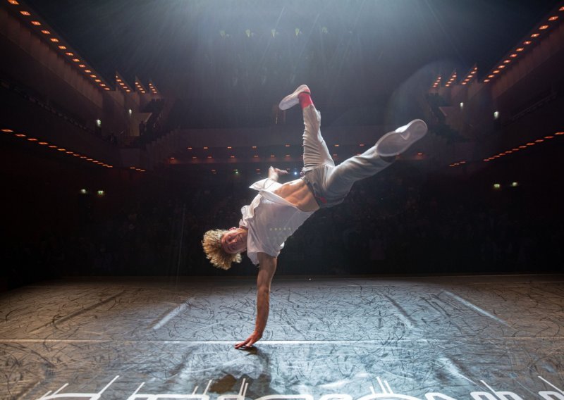 Darujemo ulaznice za spektakl Flying Bach u Lisinskom!