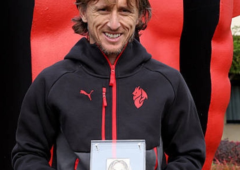 Luka Modrić proglašen najboljim igračem Serie A za mjesec rujan