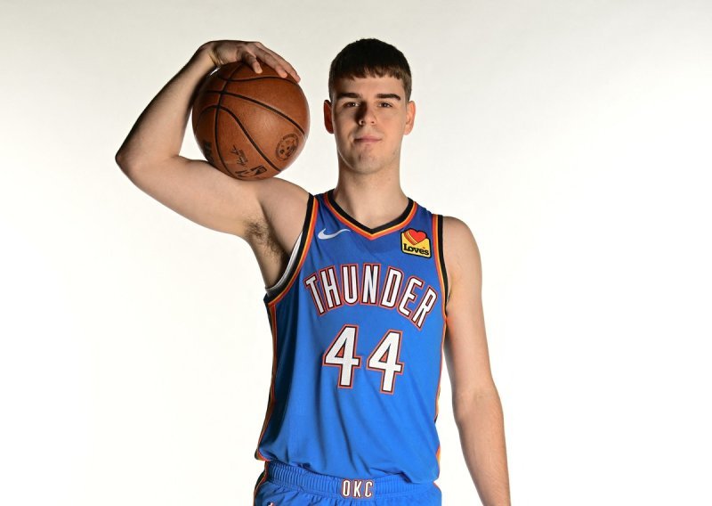 Šok za srpskog NBA košarkaša; tek mu je 20 godina, a otkrili su mu rak testisa