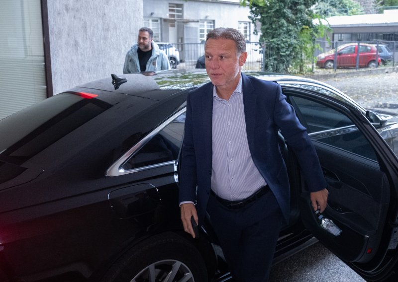 Jandroković o 'lajku' Dalije Orešković: Sramotno, skandalozno i do sada neviđeno!