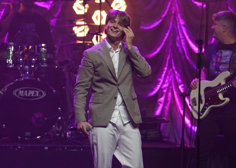 Oduševljenju Jakovom Jozinovićem u Srbiji ne nazire se kraj: Objavljen je datum i trećeg koncerta