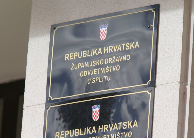 Dvojica pripadnika JNA optuženi za ratni zločin na drniškom području