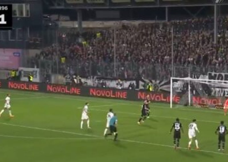 Pogledajte sramotan penal o kojem bruji Njemačka, komentator: 'Je li moguće da je nasjeo na ovo?'