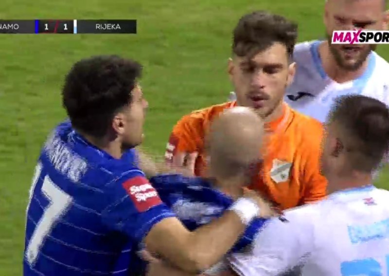 Nevjerojatno da Mišić nije dobio crveni karton; pogledajte kako je udarao Riječane