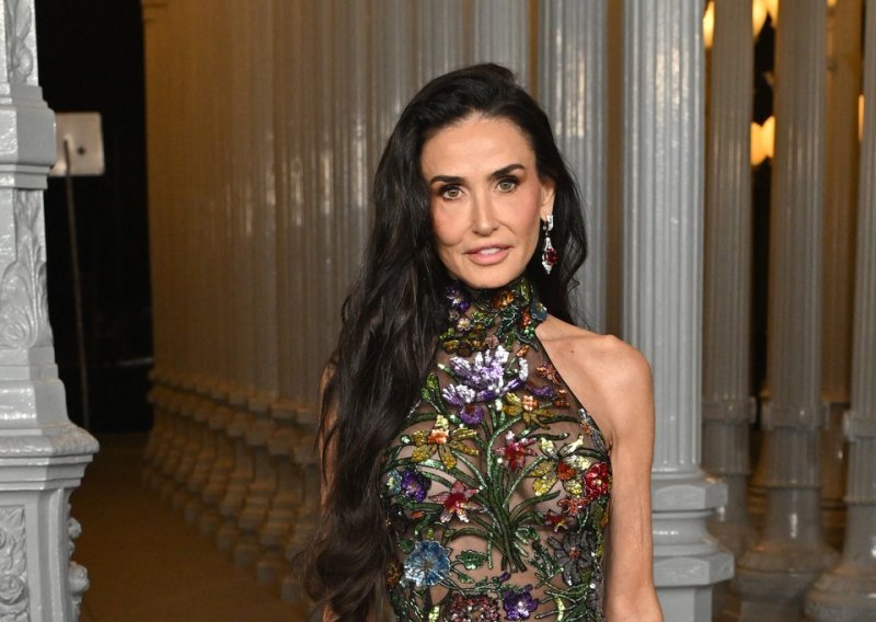 Demi Moore pokazala dnevni boravak iz snova: Ovaj komad namještaja podiže čitav prostor