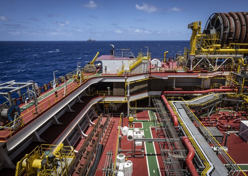 Američko-izraelski napad na Iran mogao bi uzdrmati svjetsko gospodarstvo