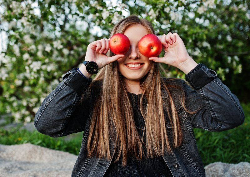 Može li jabuka dnevno držati liječnika podalje? Stručnjaci otkrivaju istinu o omiljenom voću