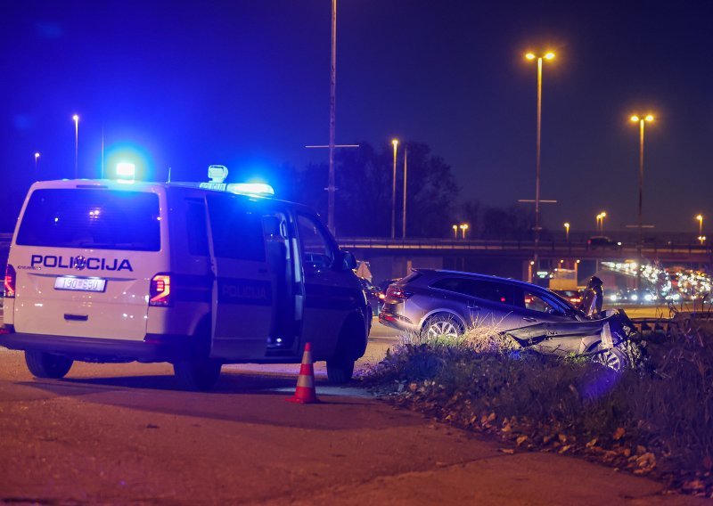 Tragedija na izlazu iz Zagreba: Vozač se automobilom zabio u ogradu i poginuo