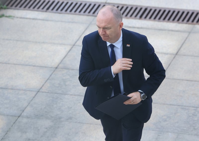 Ministar Šipić: Čelnici lokalne samouprave su najvažniji demografi