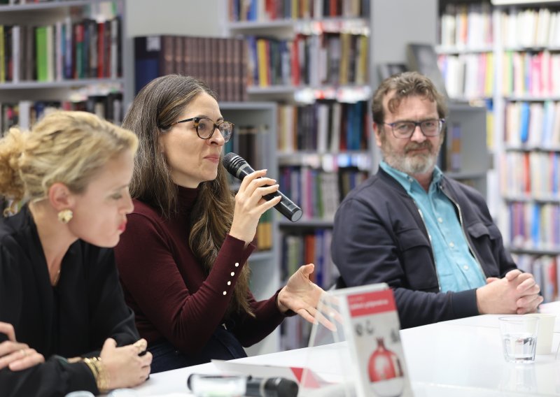 U Zagrebu predstavljen roman Katje Grcić 'Ljubavi, pripremi se'