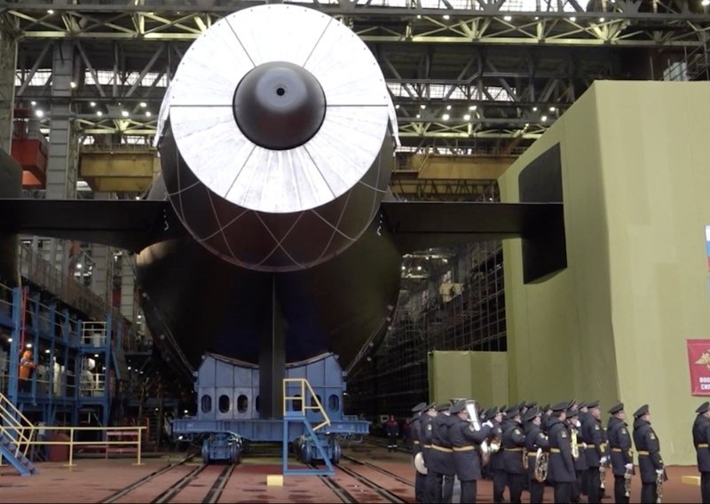 Zastrašujući 'Posejdon' sad ima i prijevoz: Pogledajte novu rusku podmornicu