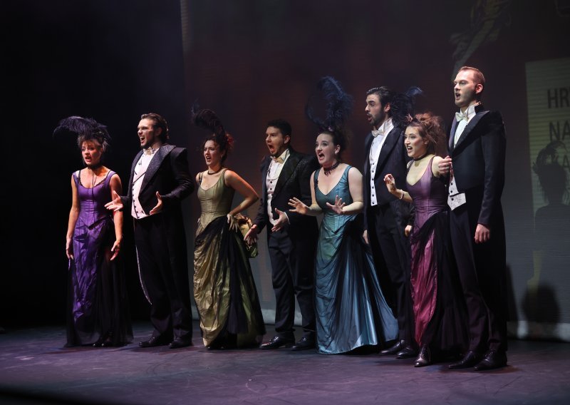 HNK2 zablistao punim sjajem uz operu, balet i dramu: 'Divno je biti ovdje'