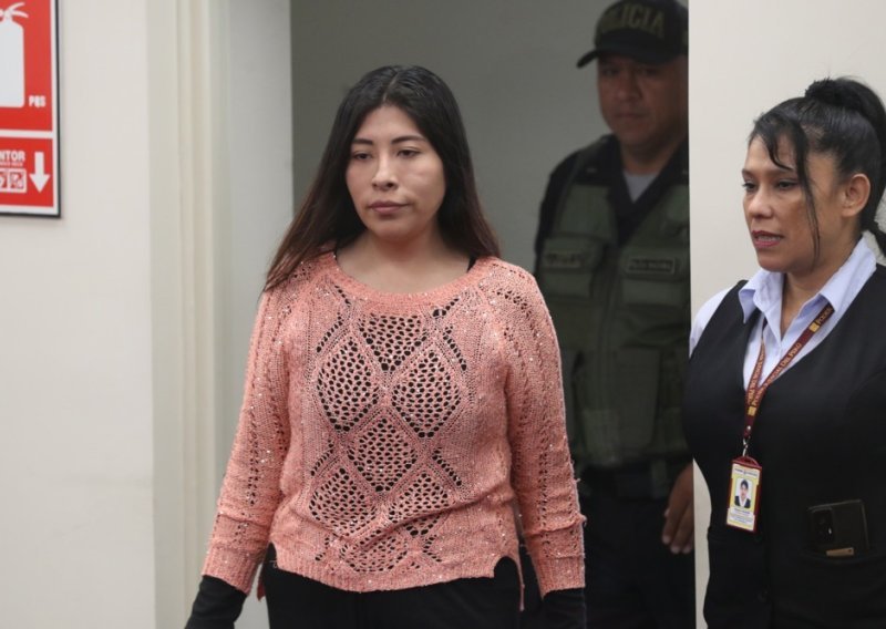 Peru prekinuo odnose s Meksikom nakon što se bivša premijerka sakrila u veleposlanstvo