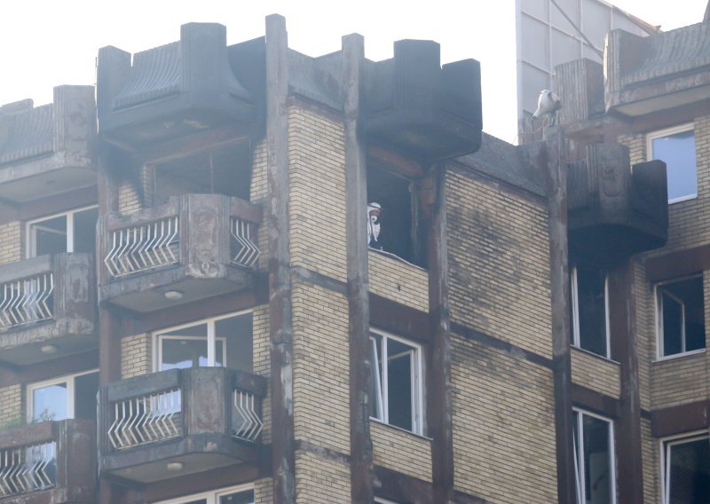 Direktor Doma umirovljenika u Tuzli podnio ostavku nakon požara u kojem je poginulo 11 ljudi