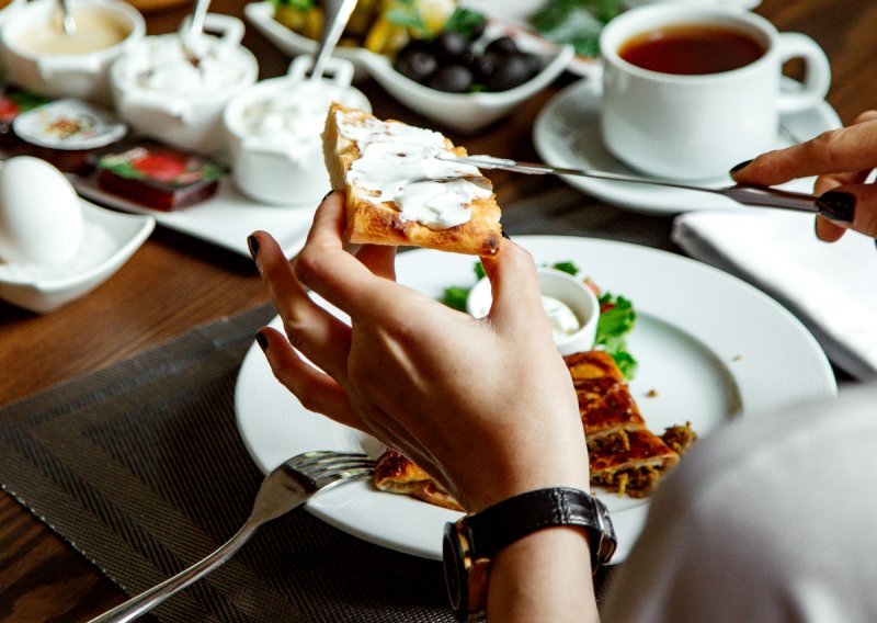 Najnovije otkriće o preskakanju doručka donosi posve novo svjetlo na ovu naviku