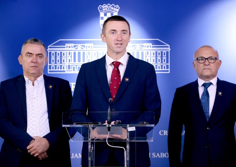 Inicijativa mladih za ljudska prava: 'Zabranite Domovinski pokret!'