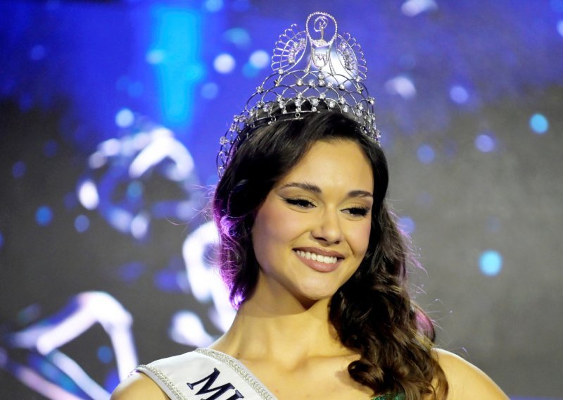 Tajlandski izazov: Misica Laura Gnjatović našla se u smiješnoj situaciji koja je sve nasmijala