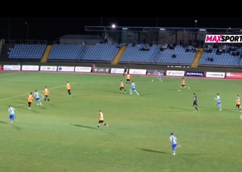 Pogledajte pogrešku iz 1. NL. Nevjerojatno je što sudac nije vidio